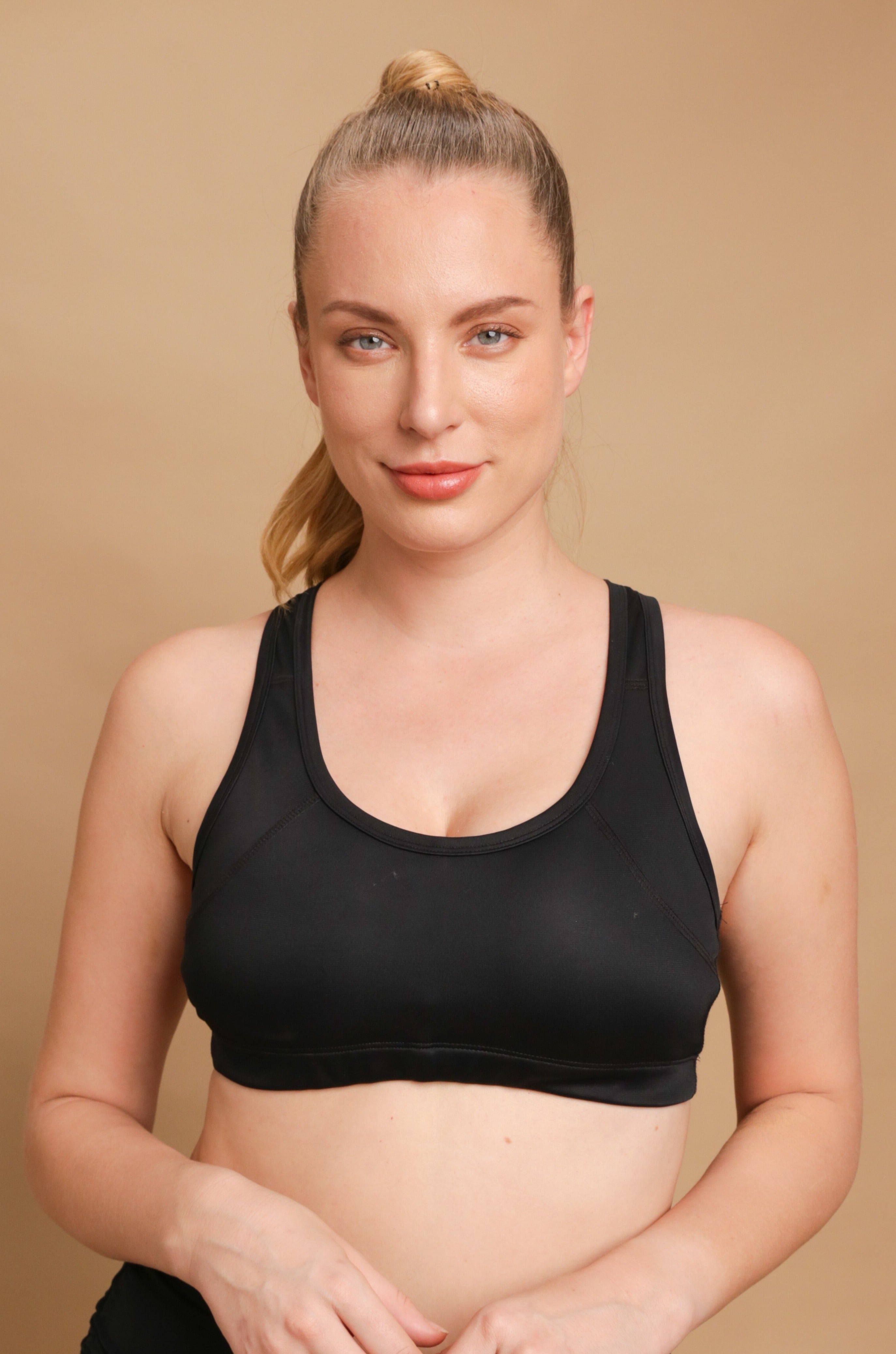 Ladies' Non Steel Ring Comfortable Breathable Gathering Lingerie Non Thin  Cup Smooth Text Sports Bra Non Elastic Bra, Black, A : : Clothing,  Shoes & Accessories